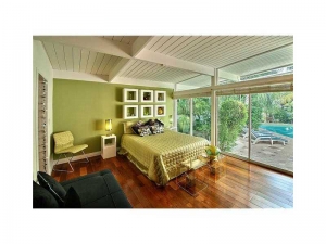 Bedroom Fort Lauderdale luxury homes for sale